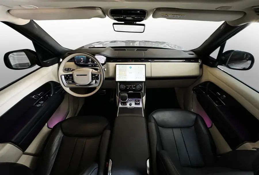 Rent Range Rover Vogue Silver in Dubai — photo 7 of 7