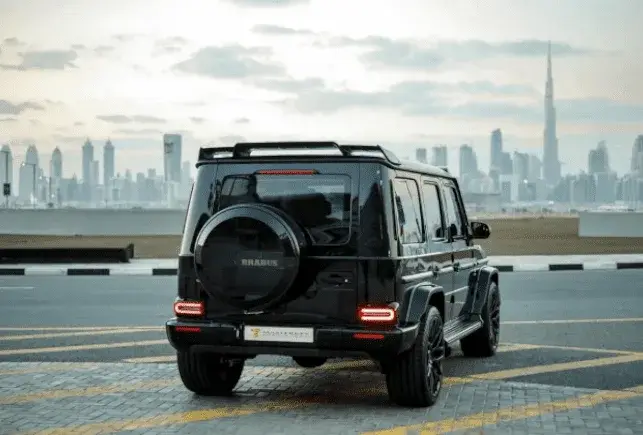 Rent Mercedes G63 Brabus Green in Dubai — Mercedes-Benz — photo 3 of 5