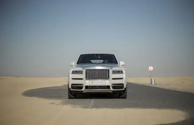 Rent Rolls Royce Cullinan White in Dubai — Rolls-Royce — photo 6 of 6