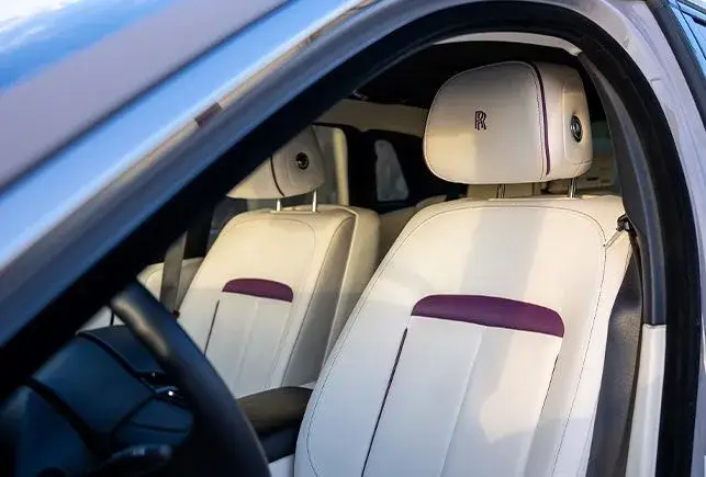 Rent Rolls Royce Ghost Grey in Dubai — Rolls-Royce — photo 6 of 7