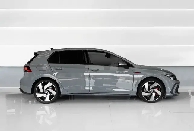 Rent Volkswagen GTI Grey in Dubai — photo 4 of 8