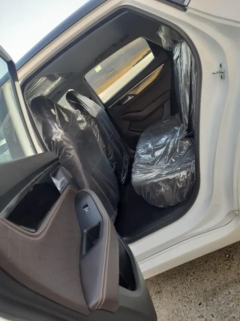 Rent JAC J7 White 2023 in Dubai — photo 8 of 8