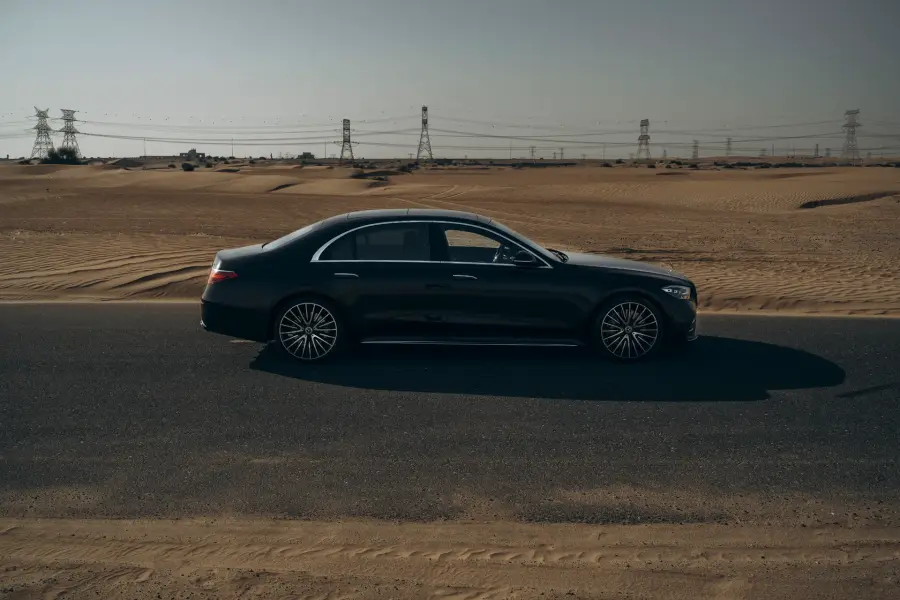 Rent Mercedes-Benz S500 4MATIC Black 2023 in Dubai — photo 14 of 35