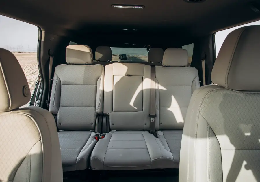 Rent Chevrolet Tahoe Black 2023 in Dubai — photo 11 of 12