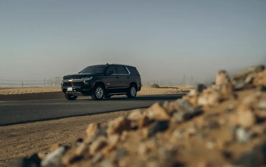 Rent Chevrolet Tahoe Black 2023 in Dubai — photo 7 of 12
