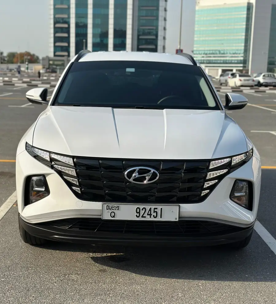 Аренда авто Hyundai Tucson белого цвета 2024 в Дубае в аренду в Дубай, ОАЭ — Hyundai — фото 2 из 7