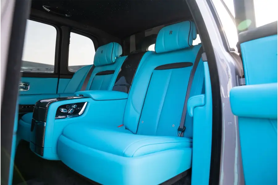 Rent Rolls-Royce Cullinan Brown 2025 in Dubai — photo 9 of 9