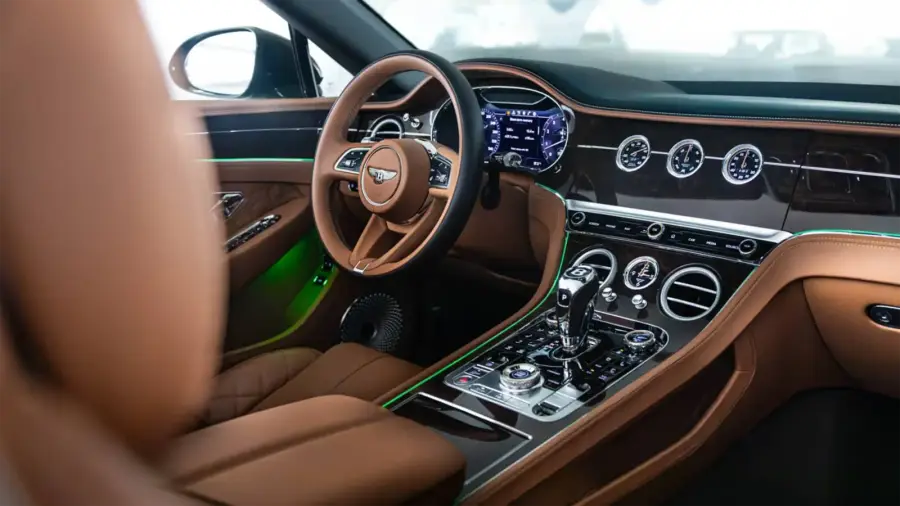 Rent Bentley GTC Green in Dubai — photo 9 of 9
