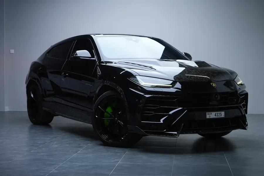 Аренда Lamborghini Urus Mansory Black в Дубае в аренду в Дубай, ОАЭ — Lamborghini — фото 5 из 7