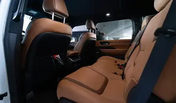 Rent Nissan Patrol White 2025 in Dubai — photo 6 of 7