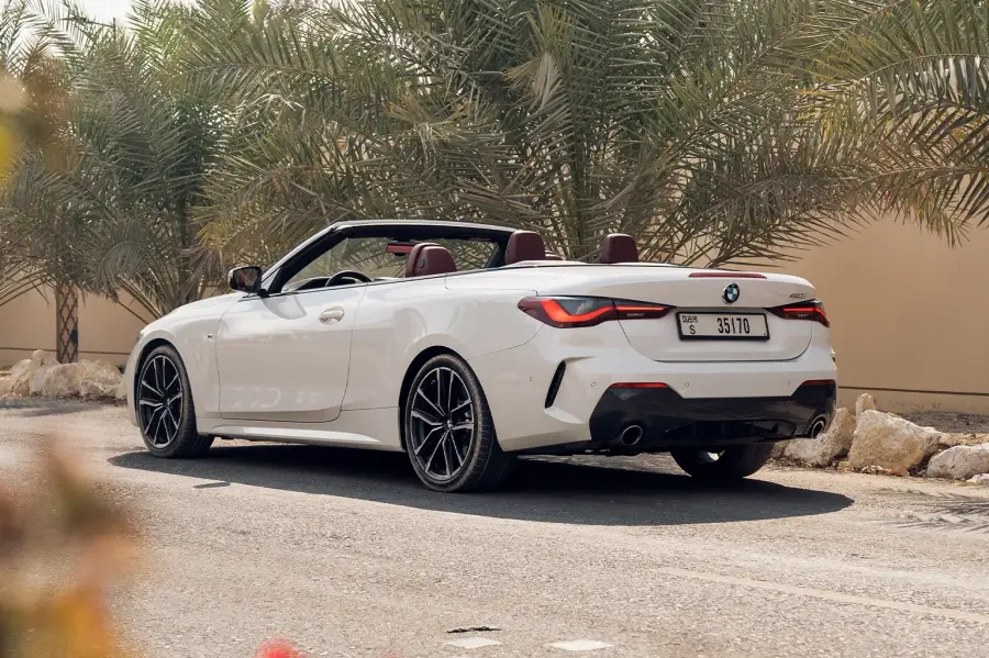 Rent BMW 420i Cabriolet White in Dubai — photo 2 of 4