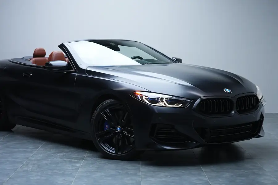 Rent BMW 840i Black in Dubai — photo 4 of 6