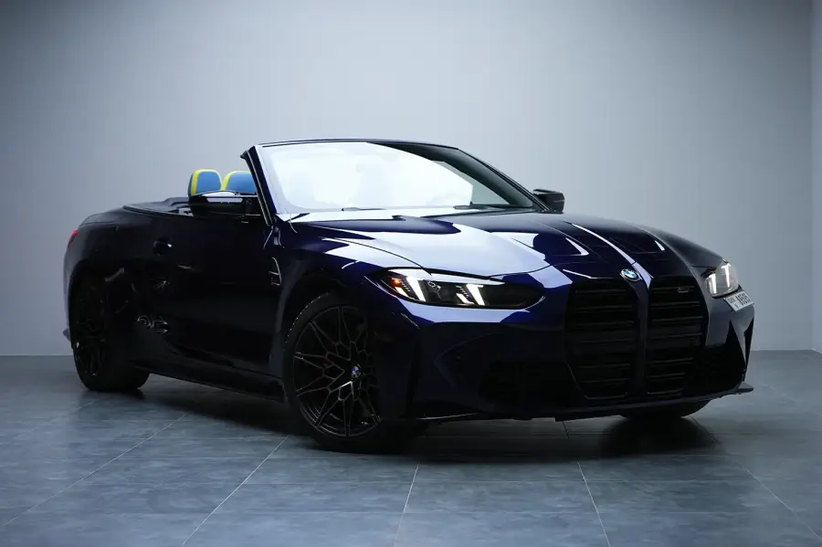 Rent BMW M4 Competition Blue in Dubai — photo 4 of 7