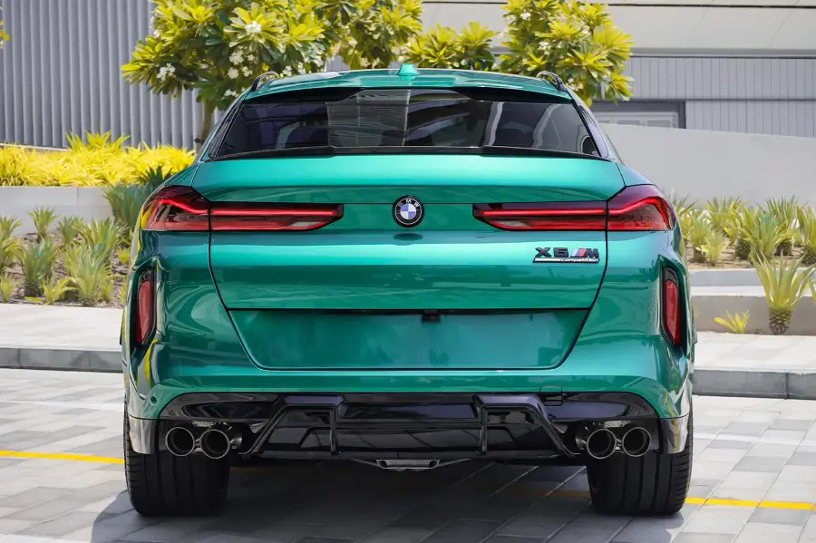 Rent BMW X6 Competition Green in Dubai — photo 2 of 7
