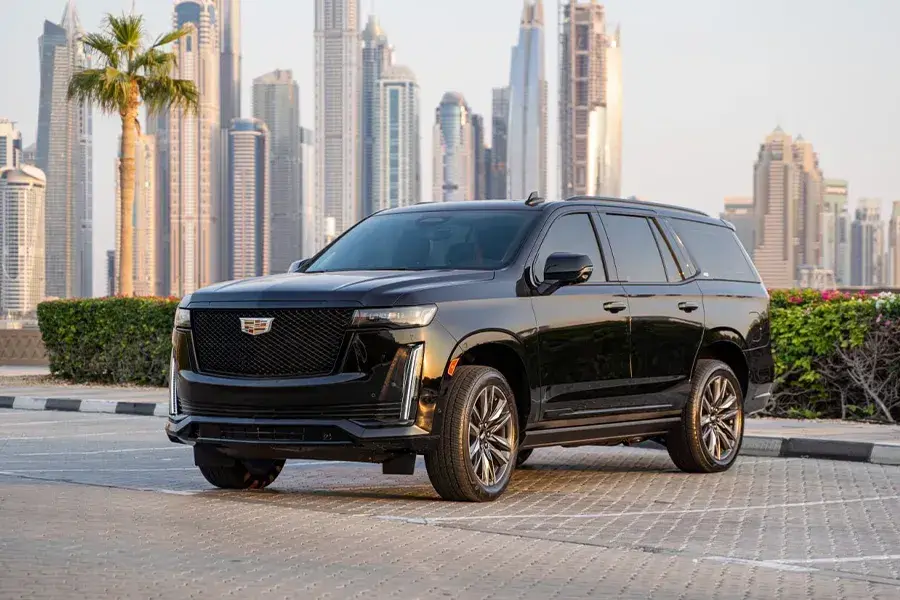 เช่ารถ Cadillac Escalade สีดำในดูไบ — รูปที่ 2 จาก 6