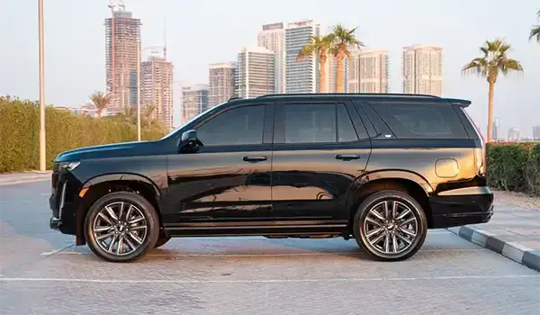 เช่ารถ Cadillac Escalade สีดำในดูไบ — รูปที่ 5 จาก 6