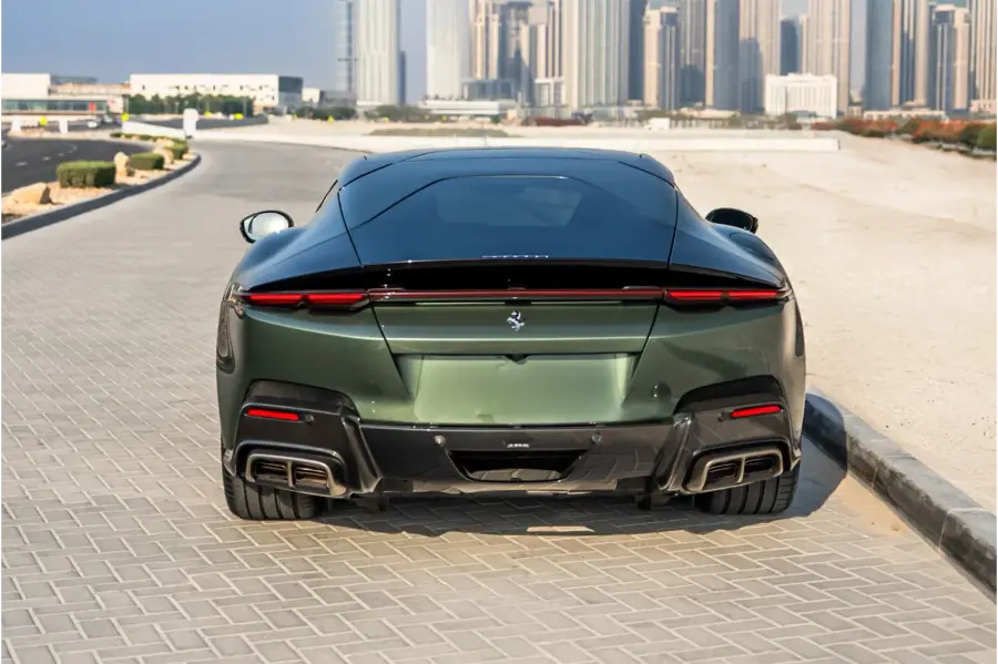 Rent Ferrari 12 Cilindri Green in Dubai — photo 5 of 8
