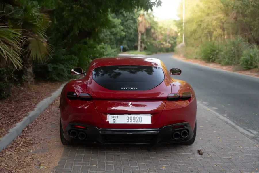 Аренда Ferrari Roma Красный в Дубае в аренду в Дубай, ОАЭ — Ferrari — фото 5 из 9