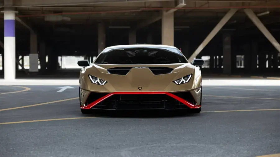 Rent Lamborghini Huracan STO Gold in Dubai — photo 4 of 9