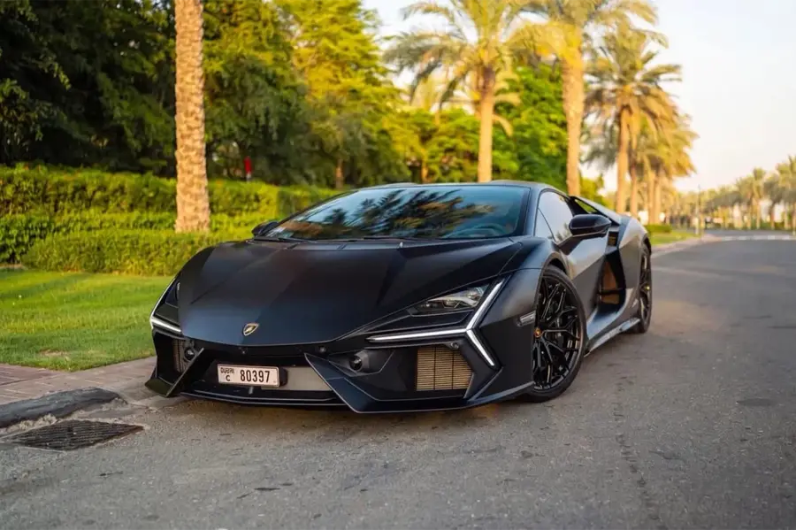 Rent Lamborghini Revuelto Black in Dubai — photo 2 of 7