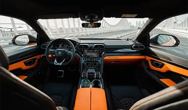 Rent Lamborghini Urus Orange in Dubai — photo 6 of 8