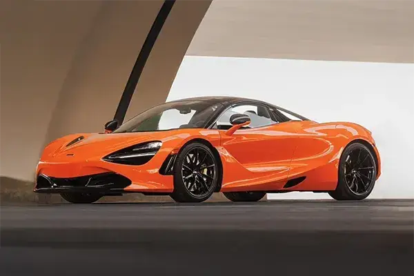 Rent McLaren 720S Orange in Dubai — Mclaren — photo 2 of 8