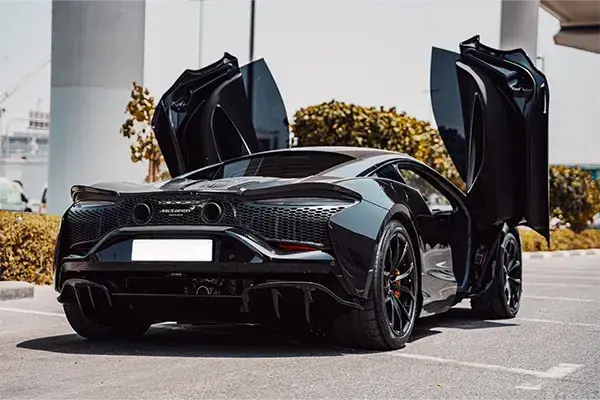 Rent McLaren Artura Black in Dubai — Mclaren — photo 4 of 7