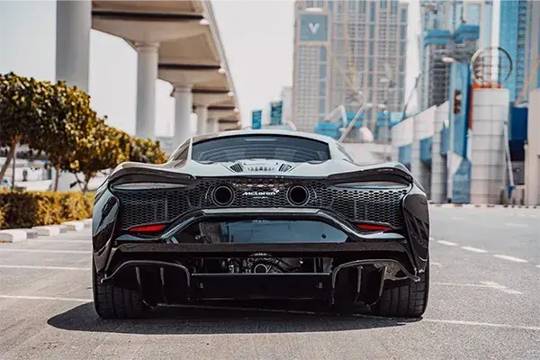 Rent McLaren Artura Black in Dubai — Mclaren — photo 5 of 7