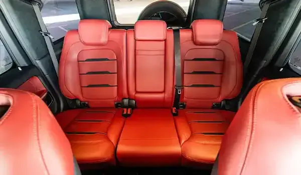 Rent Mercedes-Benz G63 AMG Black 2025 in Dubai — photo 6 of 7