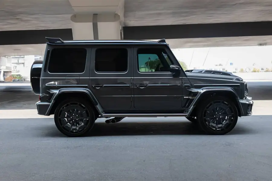 Rent Mercedes-Benz G800 Brabus Grey in Dubai — photo 3 of 7