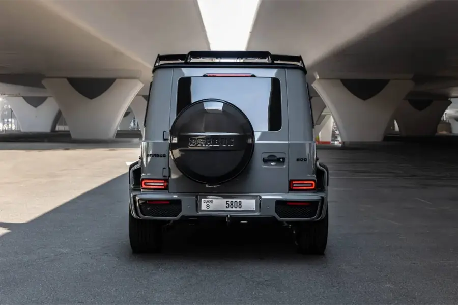 Rent Mercedes-Benz G800 Brabus Grey in Dubai — photo 4 of 7