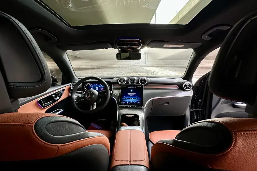 Rent Mercedes-Benz GLC 200 Black in Dubai — photo 7 of 8