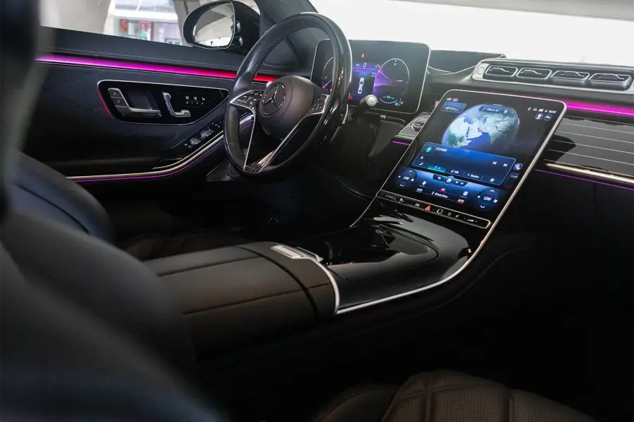 Rent Mercedes-Benz Maybach S580 Black in Dubai — photo 5 of 6