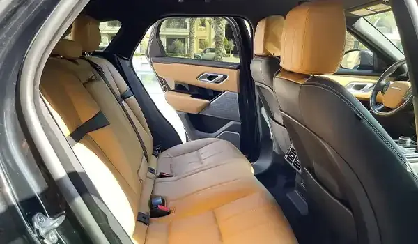 Аренда авто Range Rover Velar черного цвета в Дубае в аренду в Дубай, ОАЭ — Range Rover — фото 6 из 6