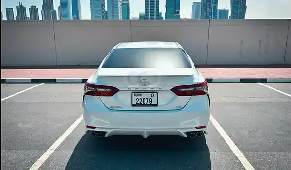 Rent Toyota Camry White in Dubai — photo 4 of 8