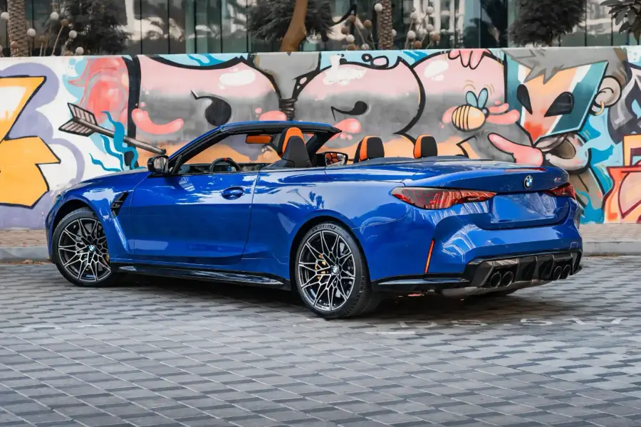 Rent BMW M4 Competition Blue in Dubai — photo 3 of 9