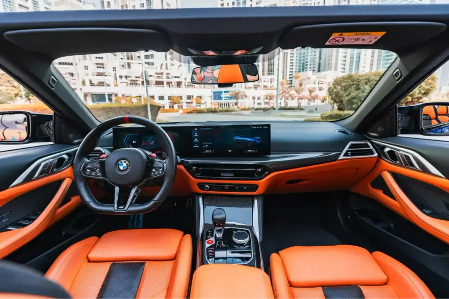 Rent BMW M4 Competition Blue in Dubai — photo 7 of 9
