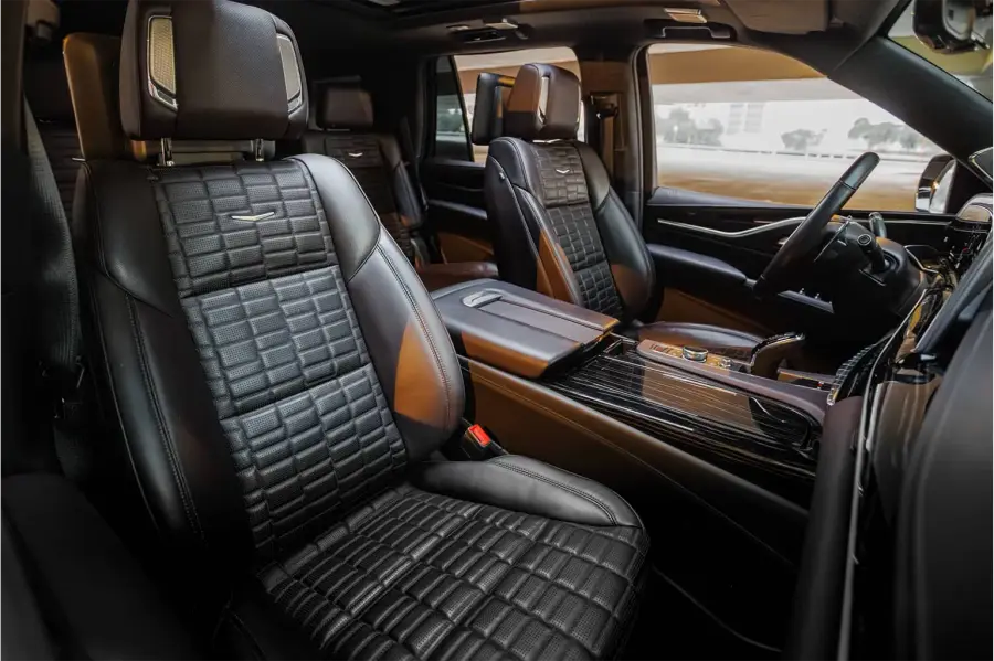 Rent Cadillac Escalade-V White in Dubai — photo 6 of 7
