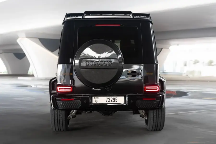 Rent Mercedes-Benz G800 Brabus Black in Dubai — photo 3 of 6