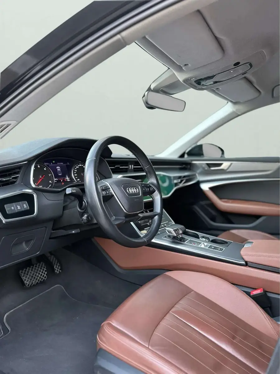 เช่ารถ Audi A6 สีดำ 2021 ในดูไบ — รูปที่ 5 จาก 5