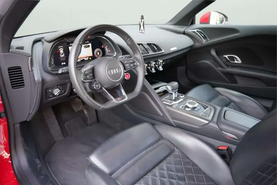 Rent Audi R8 V10 Coupe Red 2023 in Dubai — photo 5 of 5