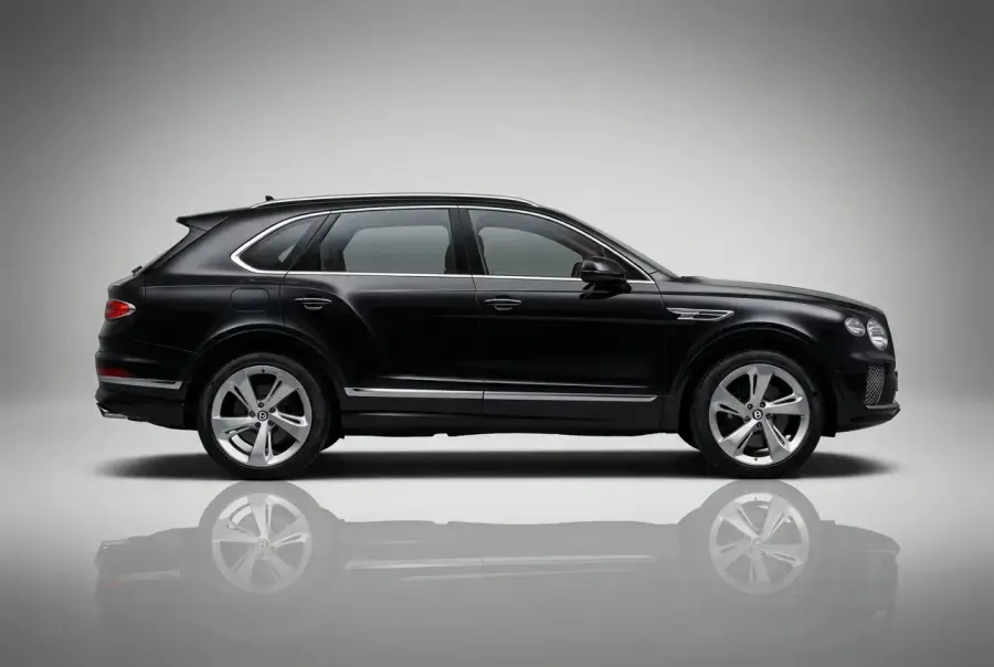 Rent Bentley Bentayga Black 2024 in Dubai — photo 2 of 5