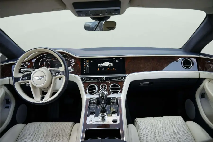 Аренда Bentley Continental GT Синий 2020 в Дубае в аренду в Дубай, ОАЭ — Bentley — фото 5 из 5