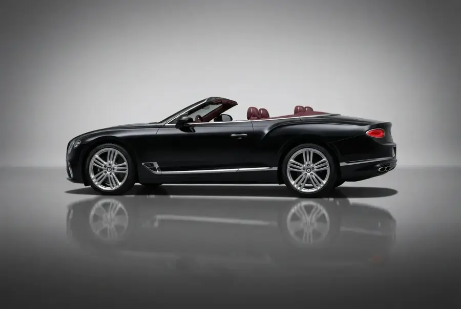 Rent Bentley Continental GTC Black 2023 in Dubai — photo 3 of 6