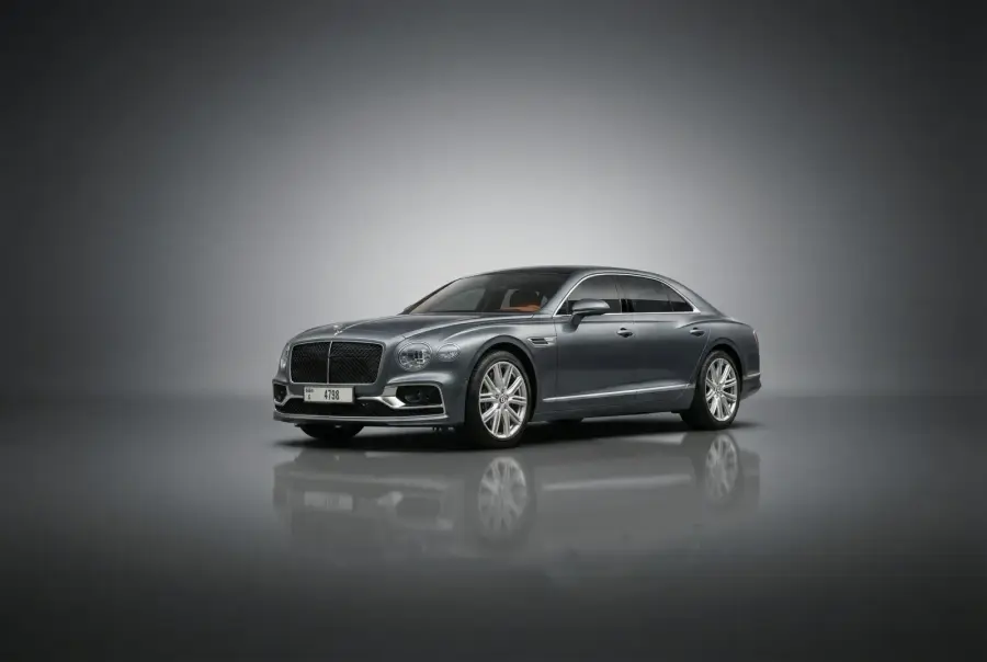 Аренда Bentley Flying Spur серого цвета 2024 года в Дубае в аренду в Дубай, ОАЭ — Bentley — фото 2 из 12