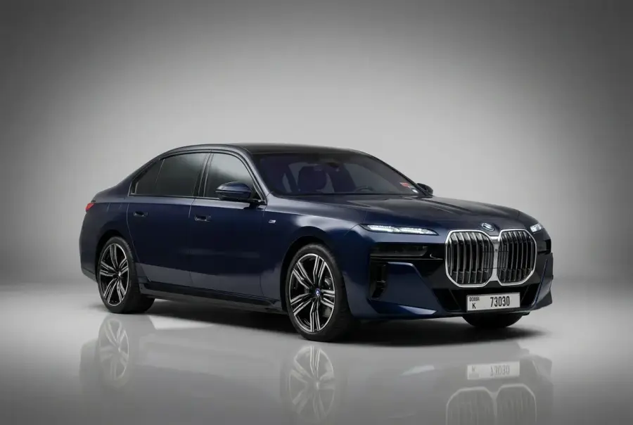 Rent BMW 735i Blue 2024 in Dubai — photo 2 of 7