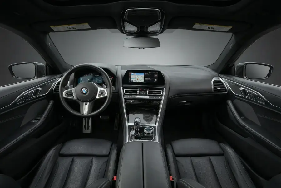 Rent BMW 850i Black 2022 in Dubai — photo 4 of 4
