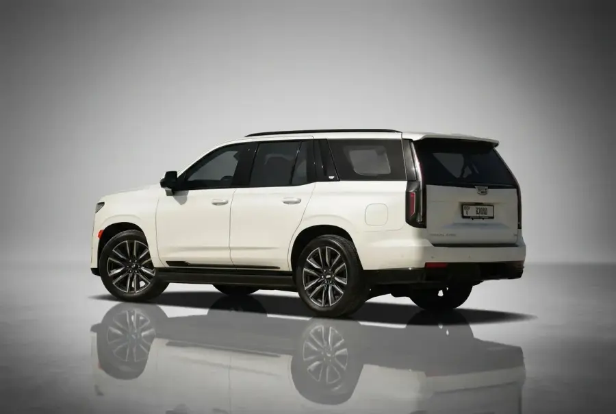 Rent Cadillac Escalade White 2023 in Dubai — photo 3 of 6