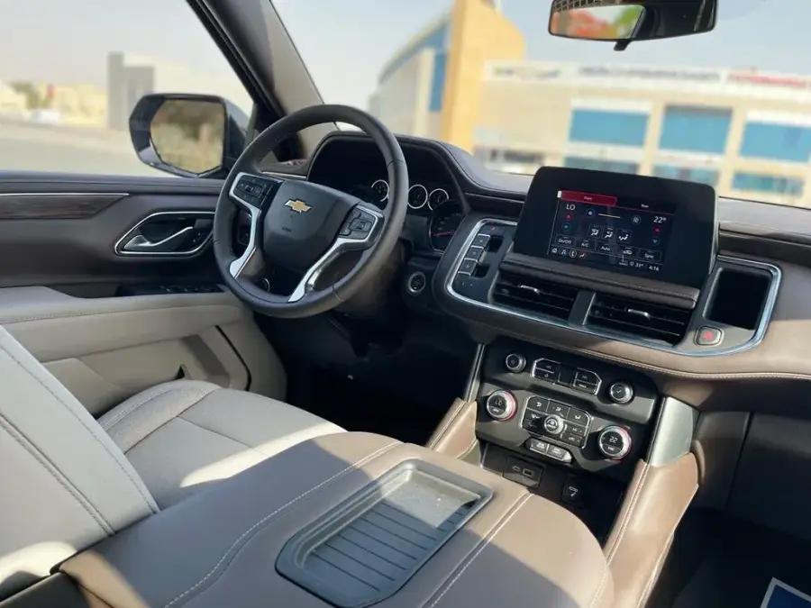 Rent Chevrolet Tahoe Black 2022 in Dubai — photo 5 of 5