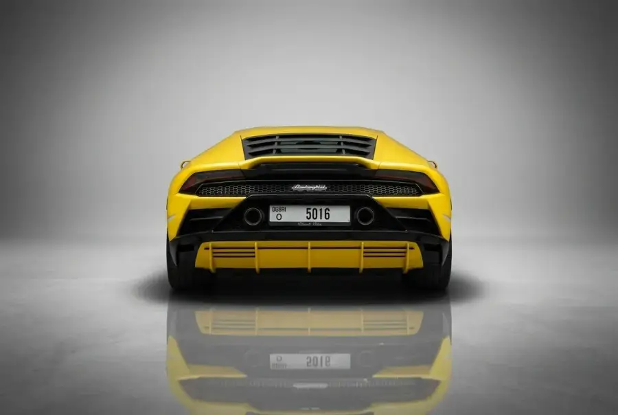 Rent Lamborghini Huracan EVO Coupe Yellow 2025 in Dubai — photo 5 of 5